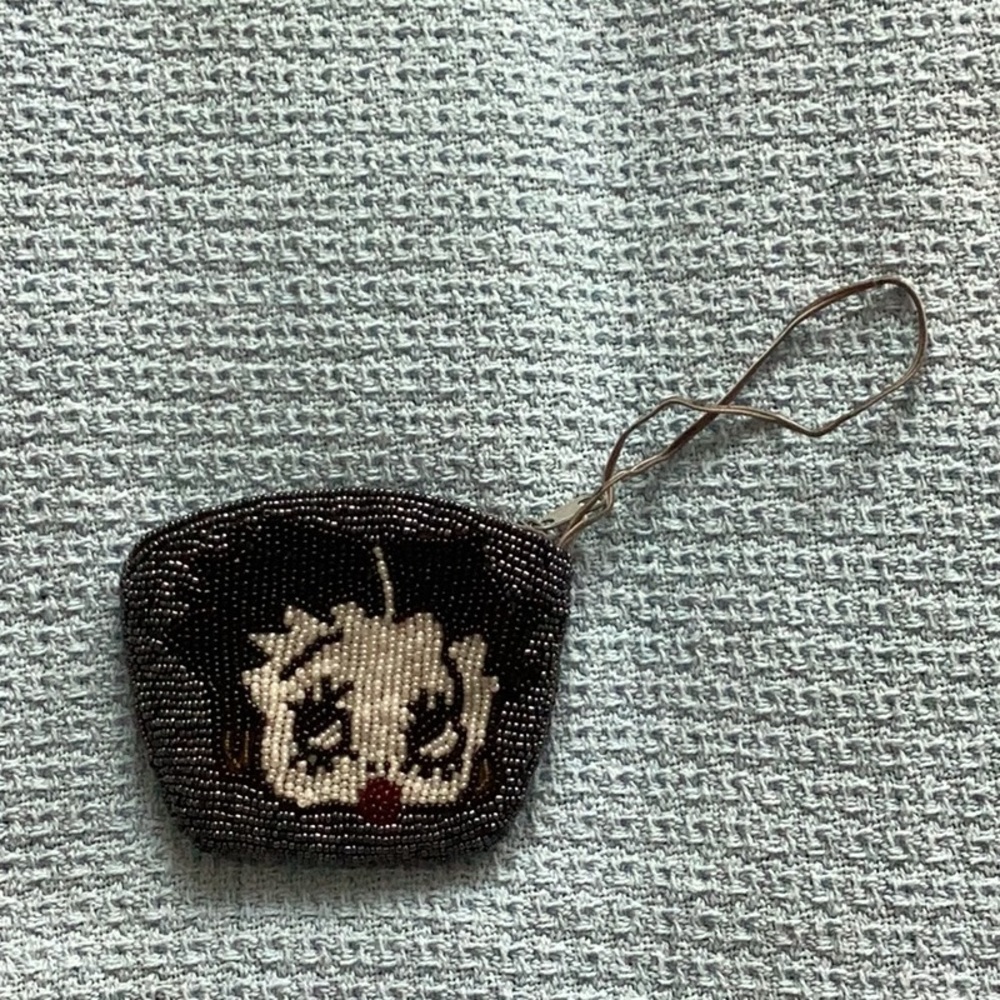 NWOT! Handmade beaded change purse!